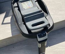 maxi cosi iso fix and seat