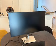 Dell P3225QE 32 inch 4K USB-C Monitor, Aug 2025, Height-adjustable, Excellent Condition