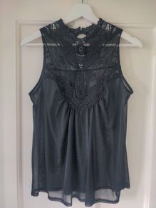 Ladies top
