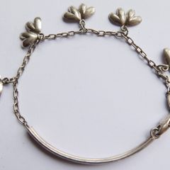 Vintage 925 Sterling Silver charm bracelet with flower charms