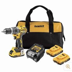 DeWALT 18V XR Brushless Hammer Drill  2 Batteries Charger Brand New