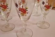 6 vintage glasses
