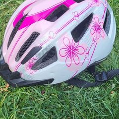 Free kids helmet age 4 to 6