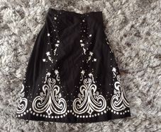 Black & white skirt