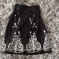 Black & white skirt