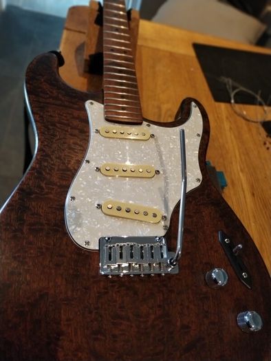 stratocaster style custom build strat