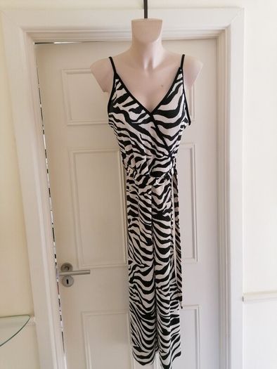 Women's Jumpsuit NWOT SIZE 16