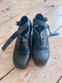 Inishfree Irish Dancing Hard Shoes - size 13