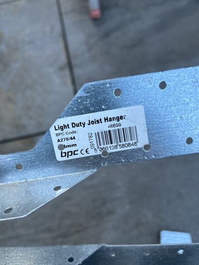 Joist hanger x 10