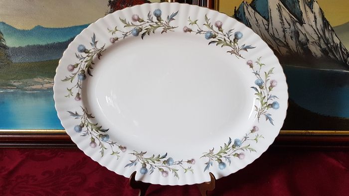 47 Piece Royal Albert Brigadoon Pattern Bone China Gold Gilt Dinner And Tea Service / Set For 5 Person Setting Made In England