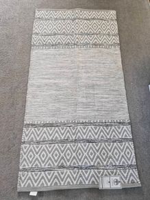 woven rug BNWT