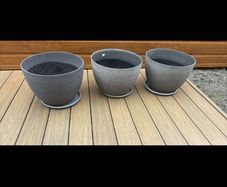 Flower pots