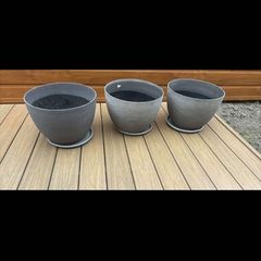 Flower pots