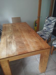 Kitchen table