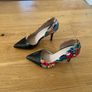 Patent heels with flower print Image 2
