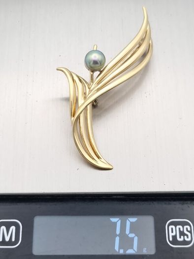 Signed Majorica Gold Plated Sterling Silver Faux Pearl Brooch