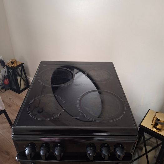 Cooker