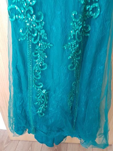 REDUCED - Unique Colour and Style - Never Worn Size 6/8 Aqua Green/Blue/Turquoise Debs/Occasion Dress from So Amazing