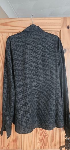 men's shirt