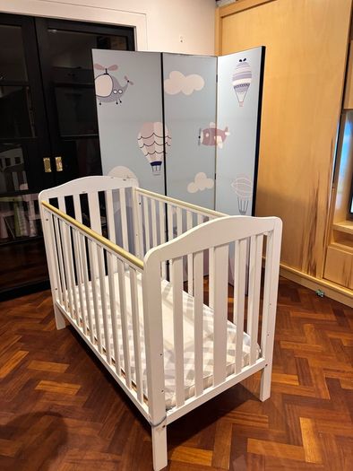 White Cot