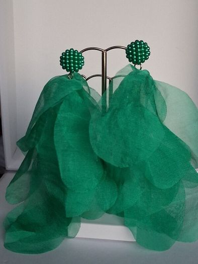 Green Pearl Cluster Stud Glass Inlay Extravagant Chiffon Petal Tassel Earrings