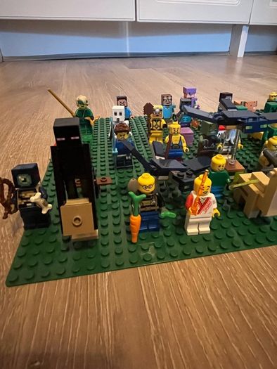 LEGO Bundle Mixed Bricks and characters