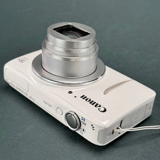 Canon PowerShot SX600 HS 16.0MP Digital Camera - White