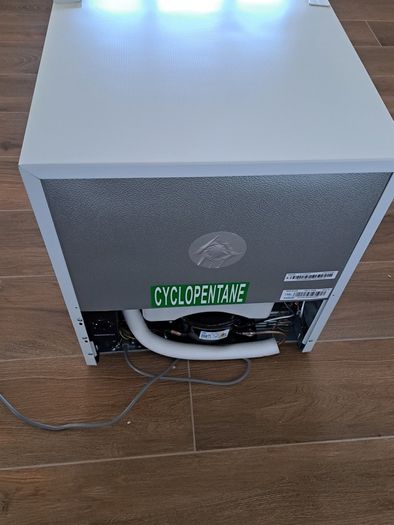 Logic Mini fridge