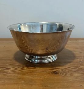 Vintage Oneida Silver-Plated Footed Bowl Paul Revere Reproduction 1960s