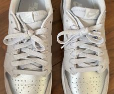 Nike Air Jordan 1 Retro Low OG Ladies size 5