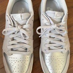 Nike Air Jordan 1 Retro Low OG Ladies size 5