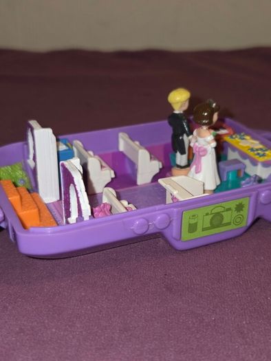 1998 Bluebird Polly Pocket Camera Wedding Set - Lights working