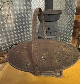 antique gypsy griddle pan
