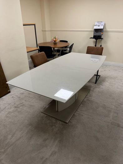 Modern High Gloss Extending Dining Table and 4 Chairs 200cm to 280cm