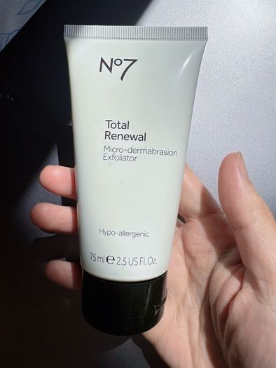 N7 renewal exfoliator