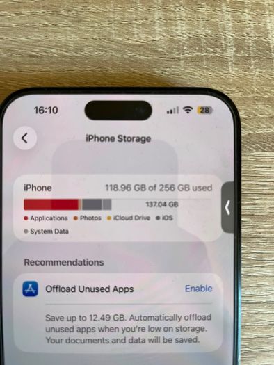 iPhone 15 Pro Max
