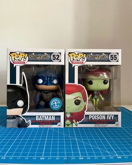 Arkham Asylum - Batman / Poison - DC - Funko Pop