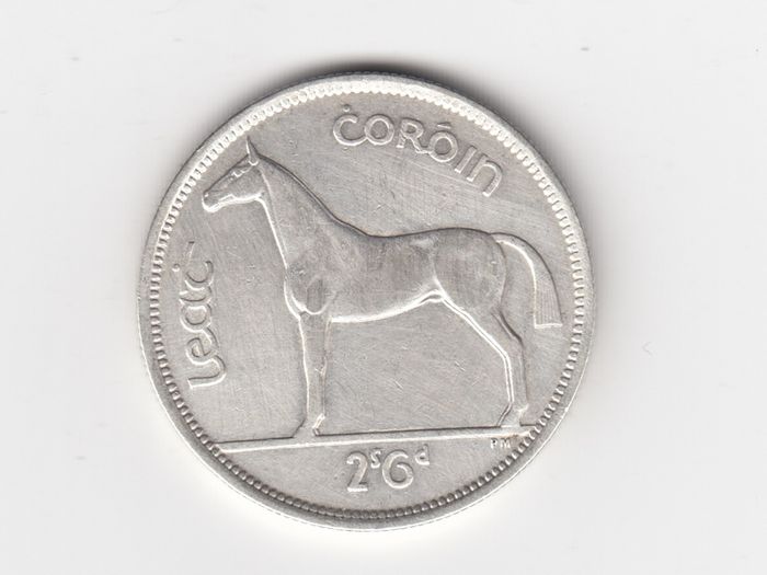 Ireland,1939 Half Crown 2/6, 75% Silver Coin, seems to be cleaned (No: 477)