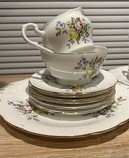 Vintage 1970s Bone China Tea Sets - Floral Pattern with Gold Trim