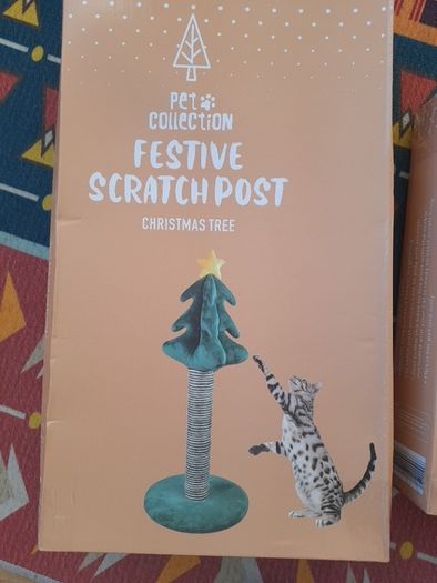 cat scratching post