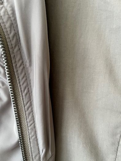 Dutch Brand Yaya Coat Jacket Ladies. Medium. Sage Green / Khaki. Satin Finish.  Detachable hood. Excellent. Proceeds To Medecins Sans Frontieres.