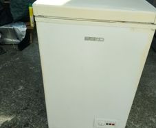 beko box freezer