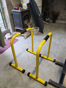 Gym equipment, Parallel bars, chin up bar, pulley system, adjustable dumbells
