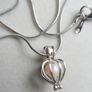 Vintage 18K white Gold Plated Caged Pearl Necklace length 16" - 5,7g Image 10
