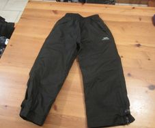 TRESPASS  waterproof    age 3/4   black