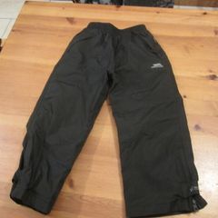 TRESPASS  waterproof    age 3/4   black