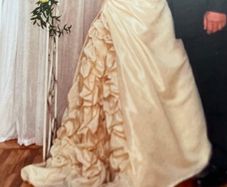 Wedding dress