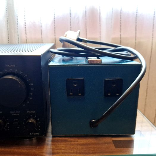Vintage Onkyo TX-840 Amp (Faulty) + Heavy 1000VA Step-Down Transformer