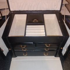 jewellery box