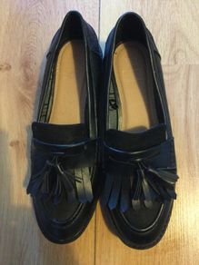 Girls School Shoes Size 5 Brand New